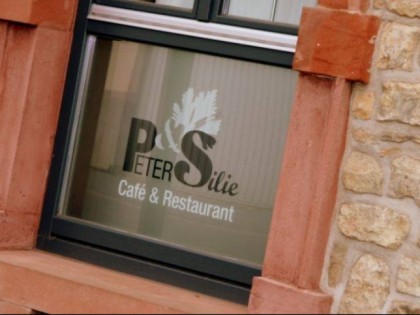 照片: PeterSilie Restaurant